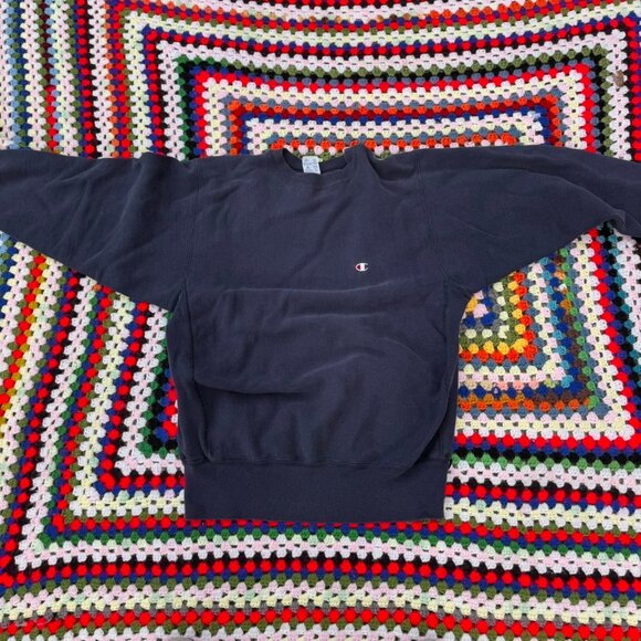 Vintage Champion Reverse Weave Sweatshirt โ Navy โ Embroidered C Logo โ Size XL - Picture 3 of 6